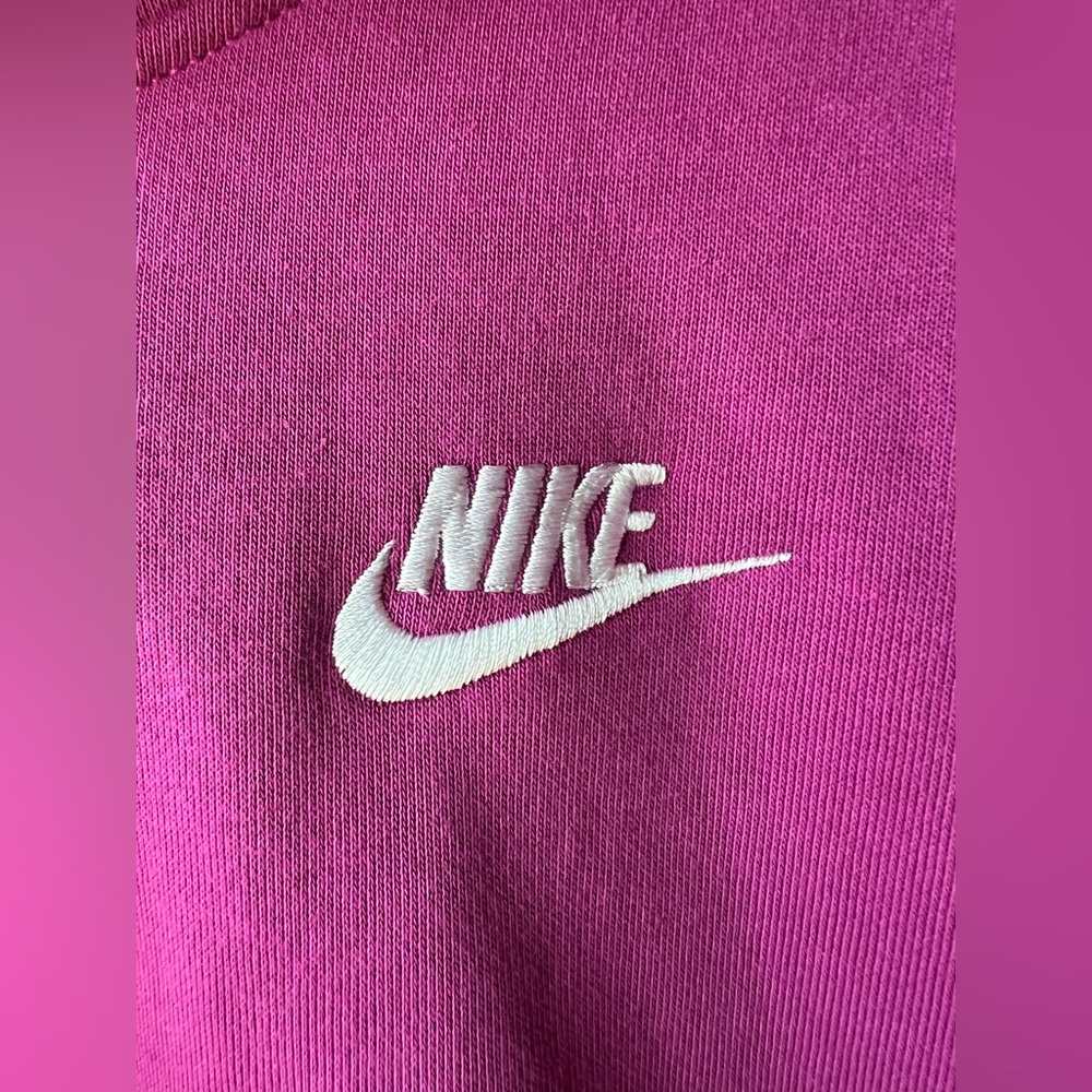 Nike - Kids  - Large - NWT - Fuchsia Hoodie - Oversized Fit - Picture 7 of 13